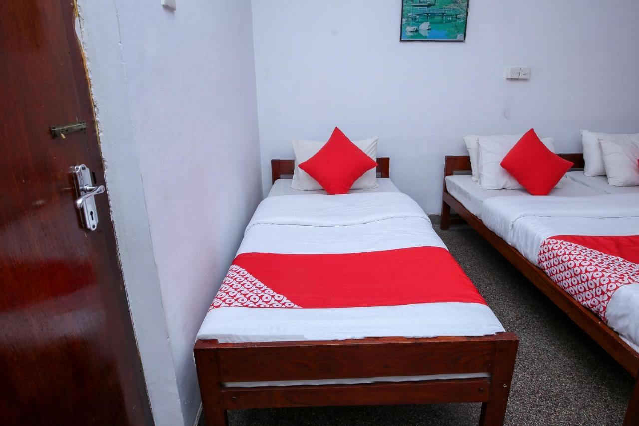 Oyo 436 Sandakelum Tourist Guest House Kandy Ngoại thất bức ảnh