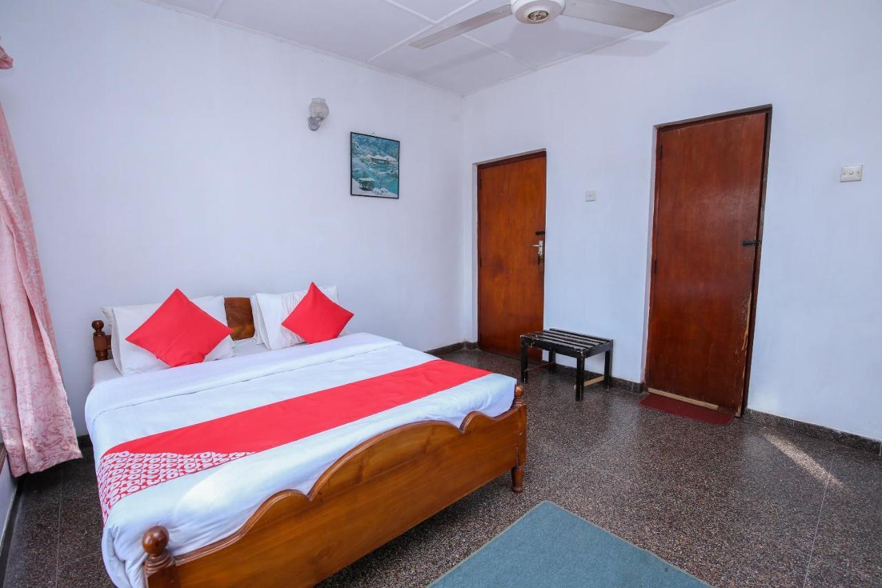 Oyo 436 Sandakelum Tourist Guest House Kandy Ngoại thất bức ảnh